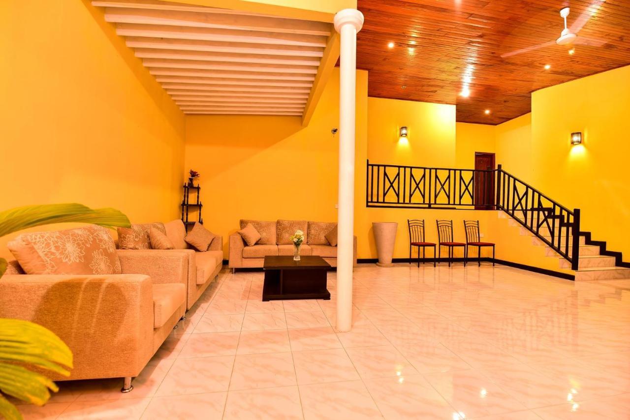 Villa The Senu Grand Hikkaduwa Esterno foto